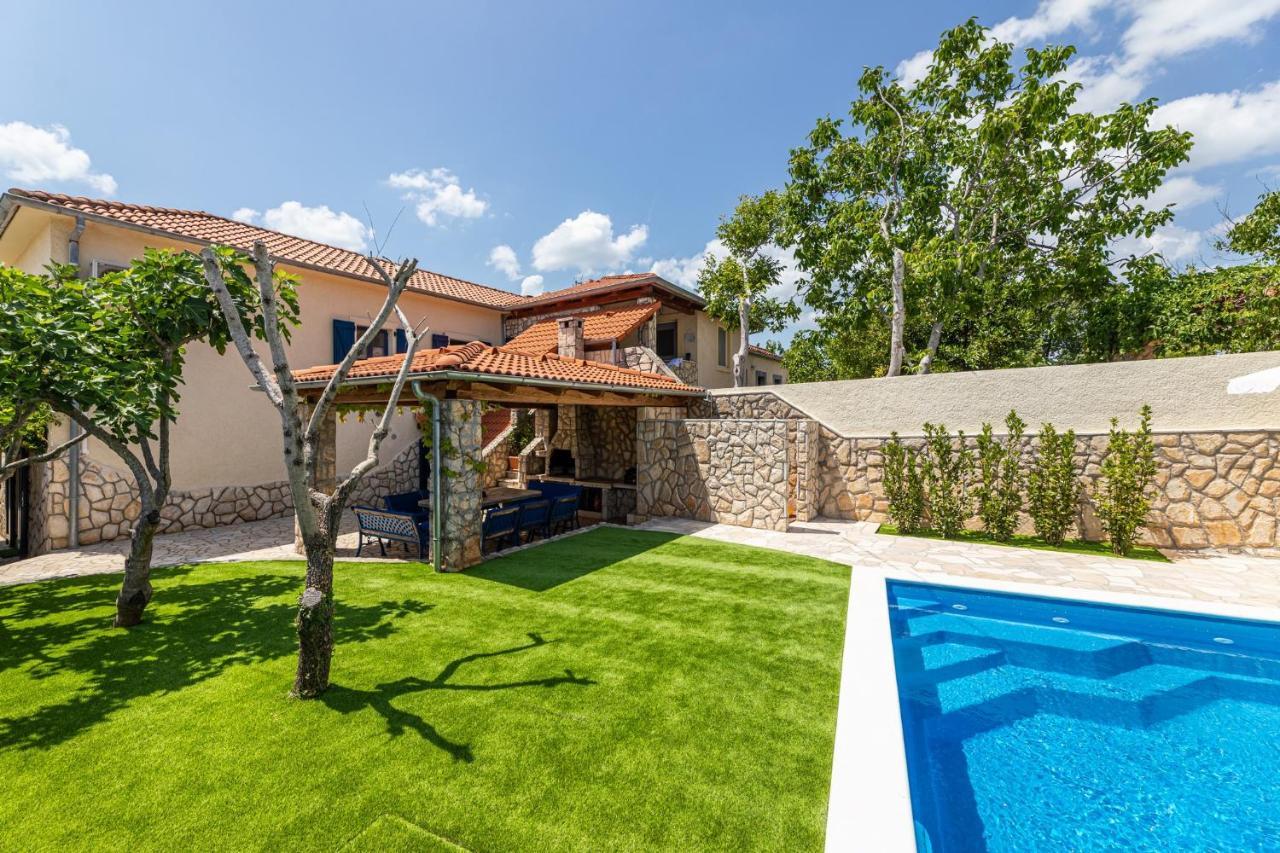 Villa O'Lucky Polje  외부 사진