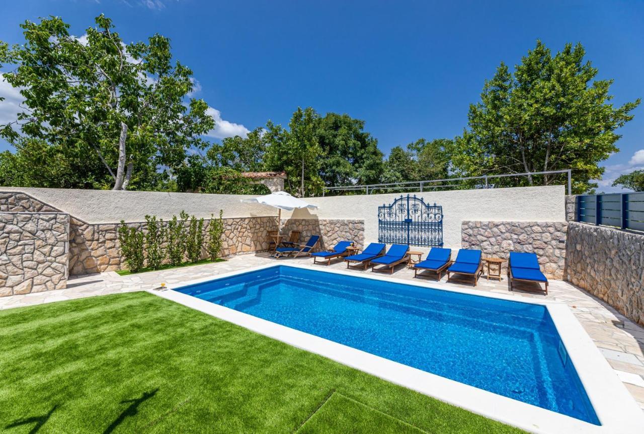 Villa O'Lucky Polje  외부 사진
